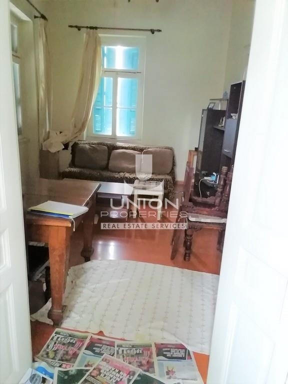 (For Sale) Residential Detached house || Piraias/Piraeus - 120 Sq.m, 2 Bedrooms, 100.000€ 