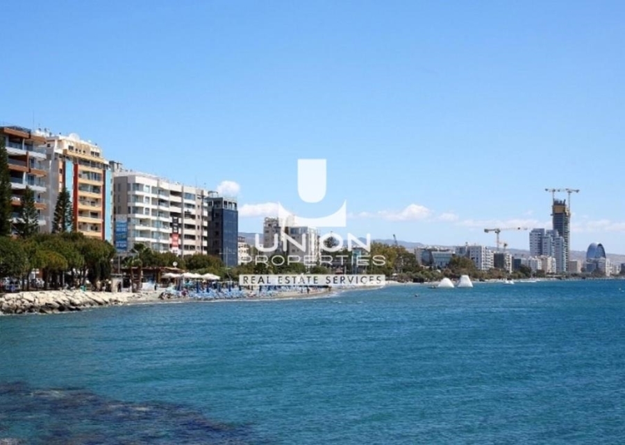 (For Sale) Residential floor maisonette || Limassol/Limassol - 214 Sq.m, 3 Bedrooms, 1.600.000€ 