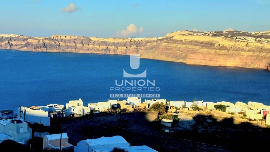 (For Sale) Land Agricultural Land  || Cyclades/Santorini-Thira - 2.353 Sq.m, 1.500.000€ 
