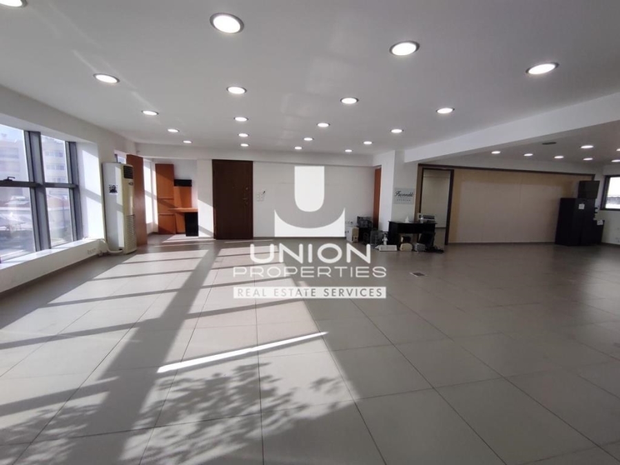 (Προς Πώληση) Επαγγελματικός Χώρος Γραφείο || Αθήνα Νότια/Γλυφάδα - 208 τ.μ, 600.000€ 