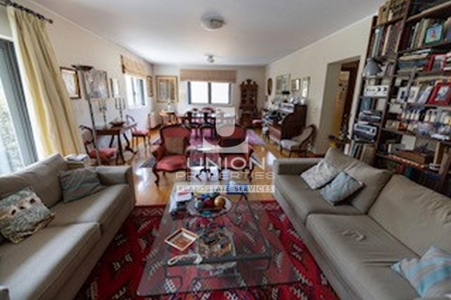 (For Sale) Residential floor maisonette || East Attica/Drosia - 206 Sq.m, 5 Bedrooms, 590.000€ 