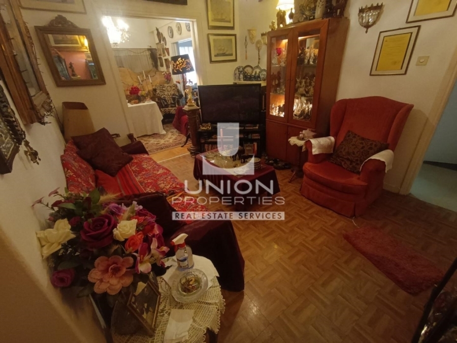(For Sale) Residential Apartment || Athens Center/Athens - 72 Sq.m, 2 Bedrooms, 90.000€ 