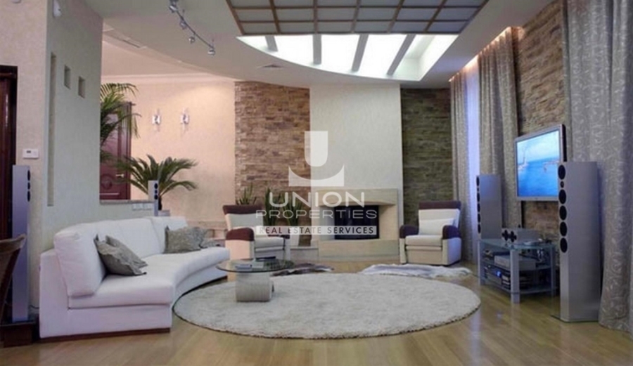 (用于出售) 住宅 （占两层楼，有独立外部入口的）公寓/小洋楼 || Athens North/Penteli - 640 平方米, 6 卧室, 2.750.000€ 