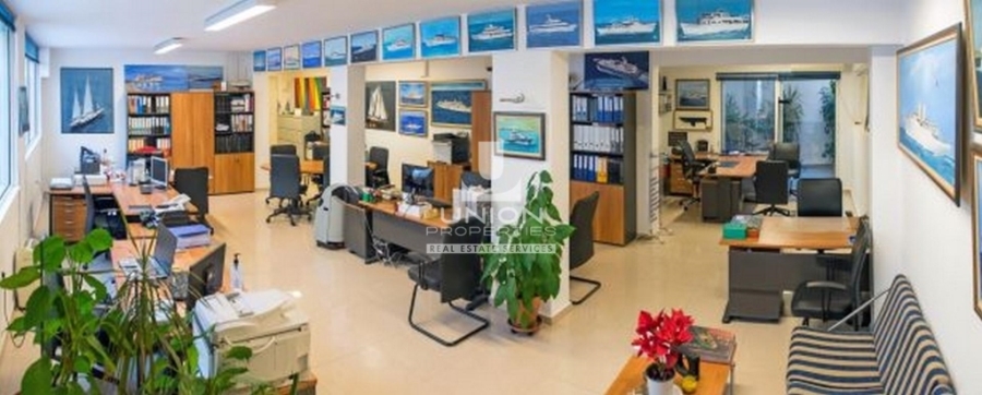 (Προς Πώληση) Επαγγελματικός Χώρος Γραφείο || Πειραιάς/Πειραιάς - 141 τ.μ, 250.000€ 