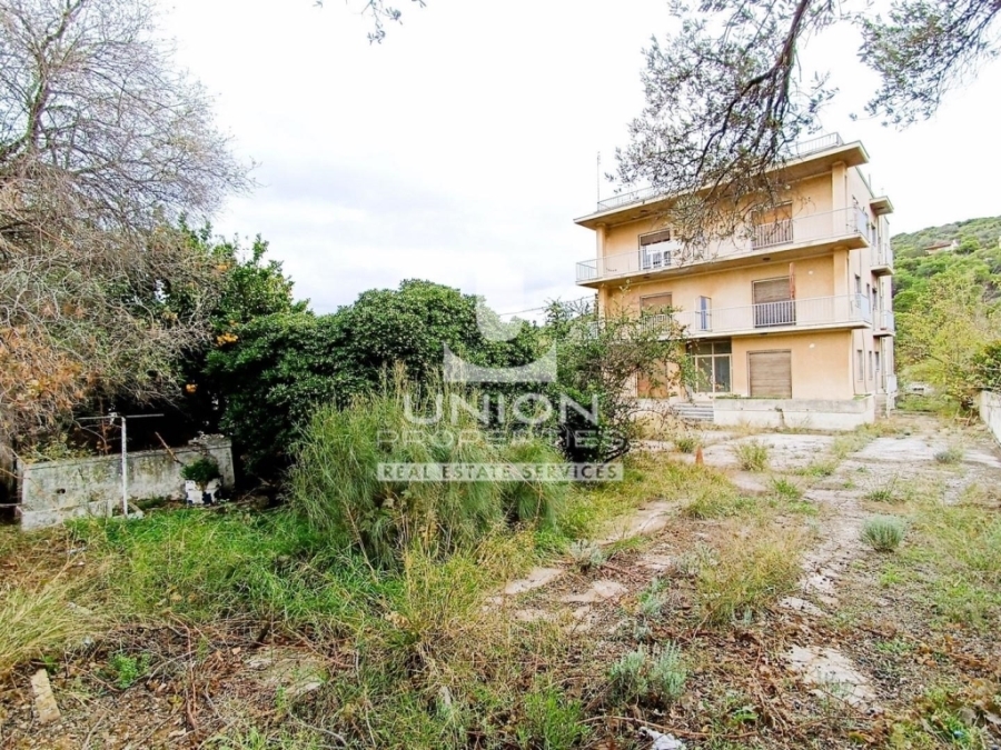 (For Sale) Residential Building || East Attica/Rafina - 420 Sq.m, 6 Bedrooms, 400.000€ 