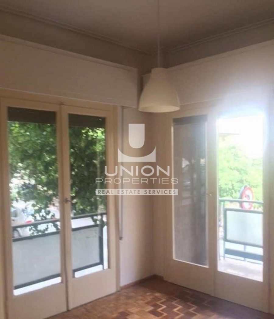 (For Sale) Residential Apartment || Piraias/Piraeus - 70 Sq.m, 2 Bedrooms, 150.000€ 