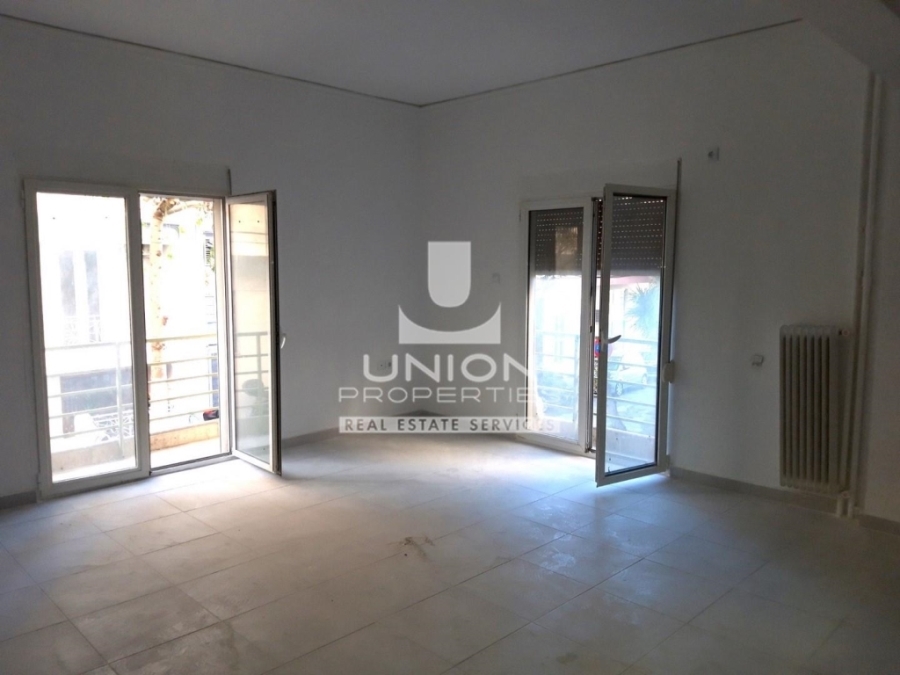 (For Sale) Residential Apartment || Piraias/Perama - 74 Sq.m, 2 Bedrooms, 113.000€ 
