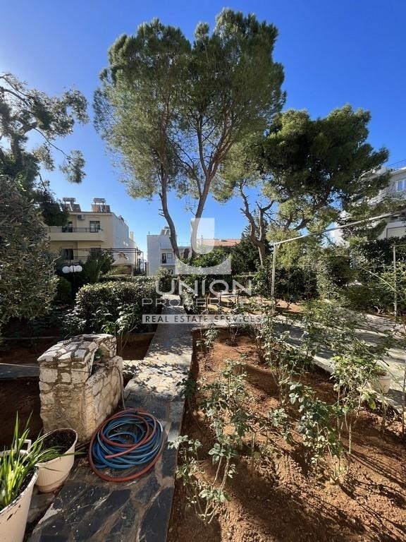(For Sale) Land Plot || Athens North/Vrilissia - 561 Sq.m, 550.000€ 
