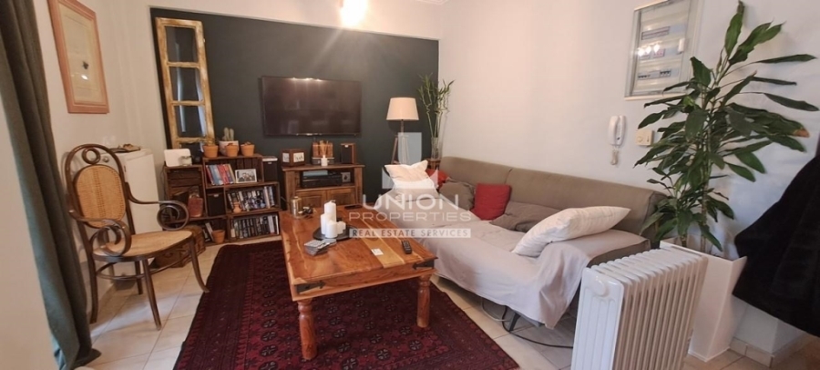 (For Sale) Residential floor maisonette || Athens Center/Dafni - 100 Sq.m, 2 Bedrooms, 230.000€ 