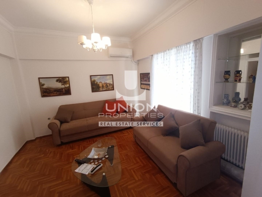 (For Sale) Residential Apartment || Athens Center/Athens - 70 Sq.m, 2 Bedrooms, 85.000€ 