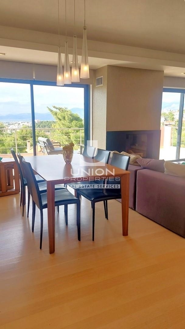 (For Sale) Residential floor maisonette || Athens North/Penteli - 304 Sq.m, 3 Bedrooms, 830.000€ 