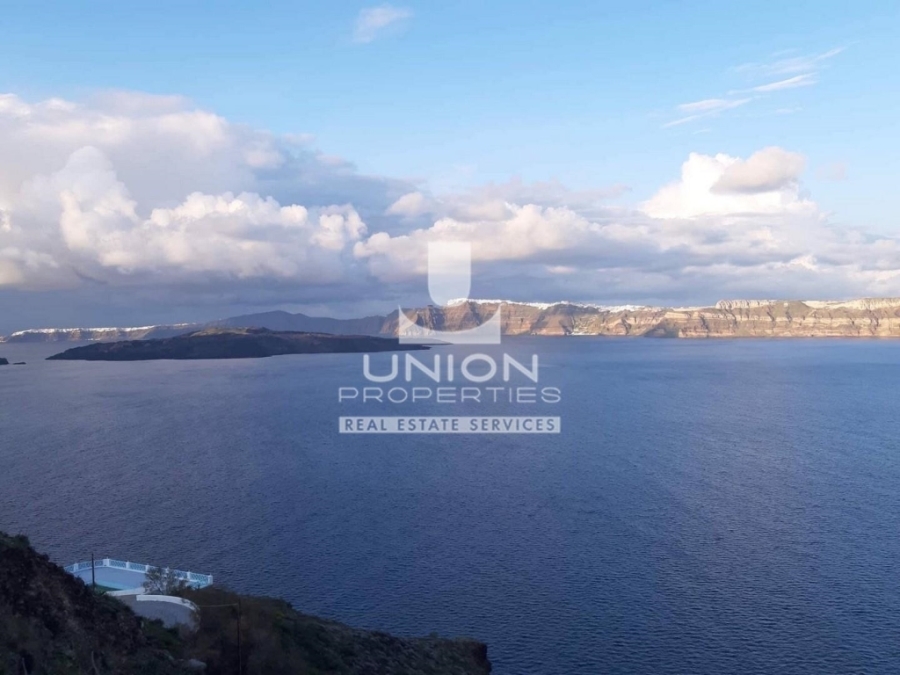 (For Sale) Land Plot || Cyclades/Santorini-Thira - 4.300 Sq.m, 2.500.000€ 