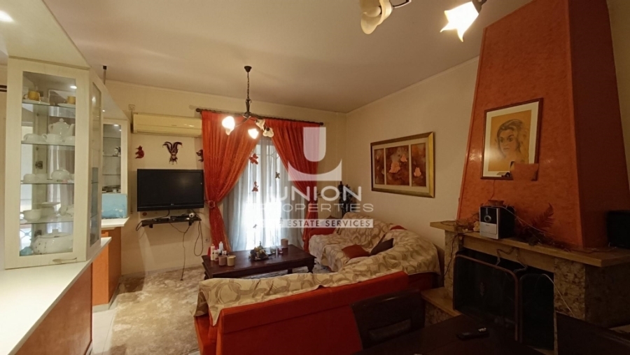(For Sale) Residential Floor Apartment || Piraias/Piraeus - 115 Sq.m, 3 Bedrooms, 200.000€ 