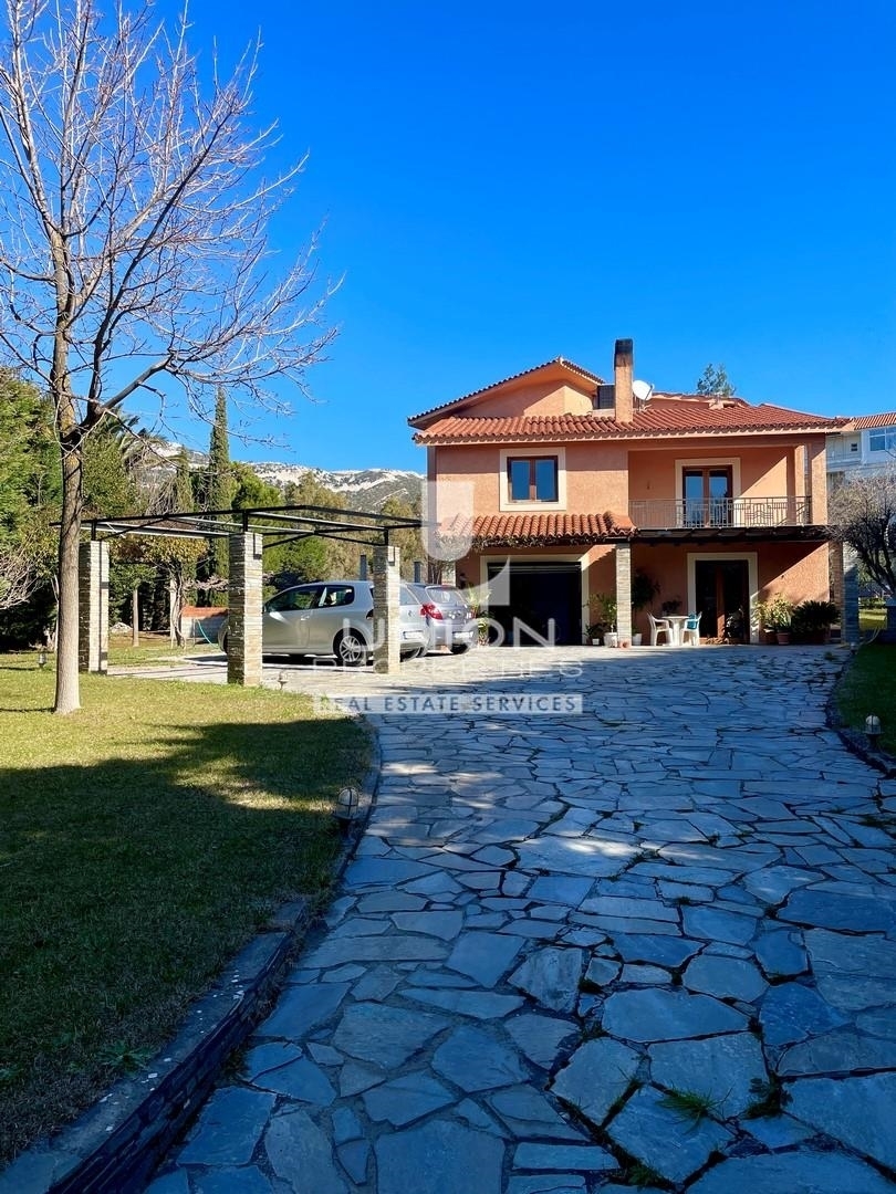 (For Sale) Residential Detached house || Athens North/Penteli - 290 Sq.m, 4 Bedrooms, 1.700.000€ 
