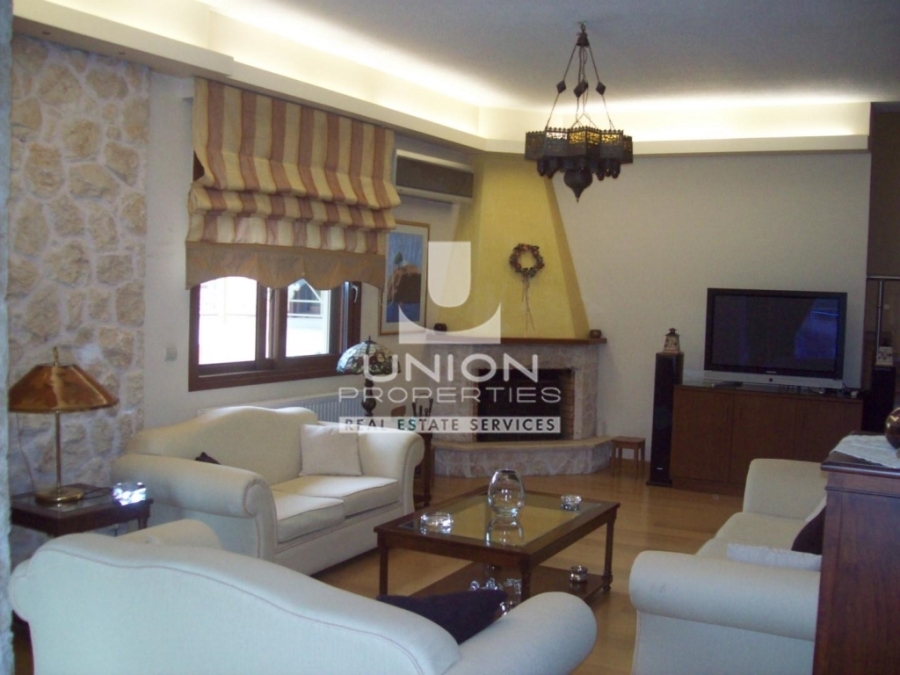 (For Sale) Residential Detached house || East Attica/Anavyssos - 371 Sq.m, 6 Bedrooms, 1.000.000€ 