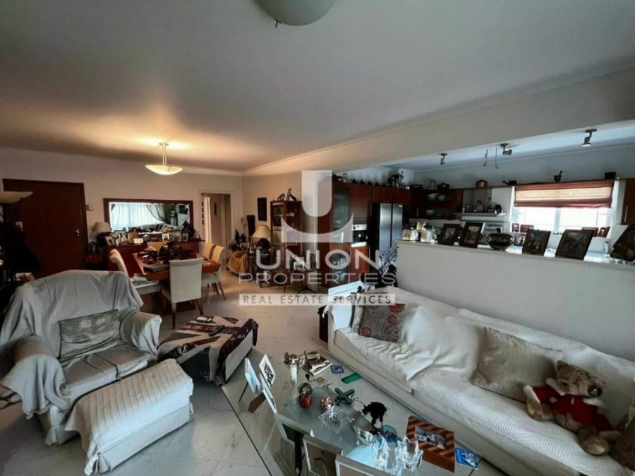 (For Sale) Residential Apartment || Athens South/Glyfada - 123 Sq.m, 3 Bedrooms, 640.000€ 