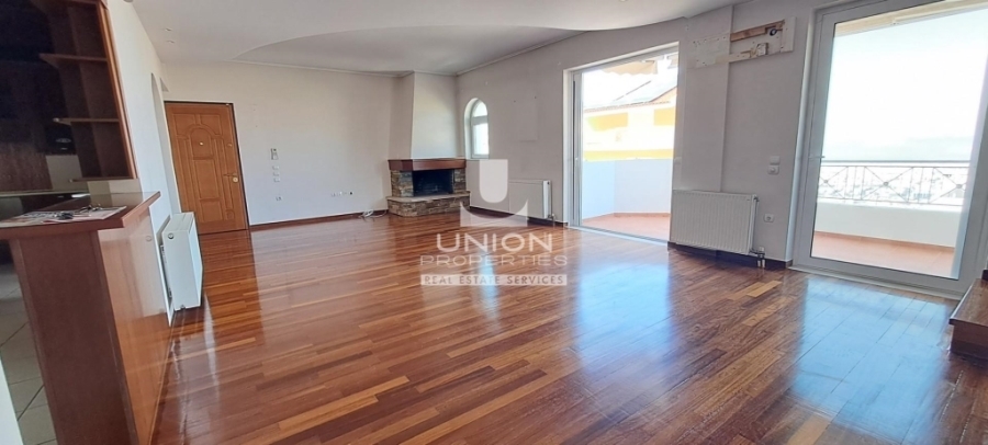 (For Sale) Residential floor maisonette || Athens Center/Ilioupoli - 195 Sq.m, 4 Bedrooms, 790.000€ 