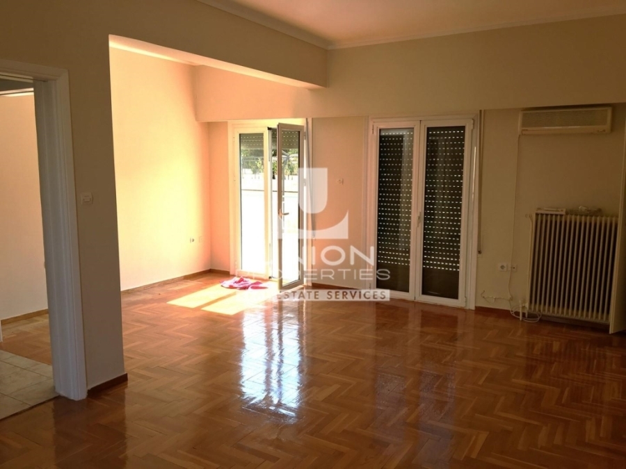 (For Sale) Residential Apartment || Athens Center/Vyronas - 112 Sq.m, 3 Bedrooms, 280.000€ 