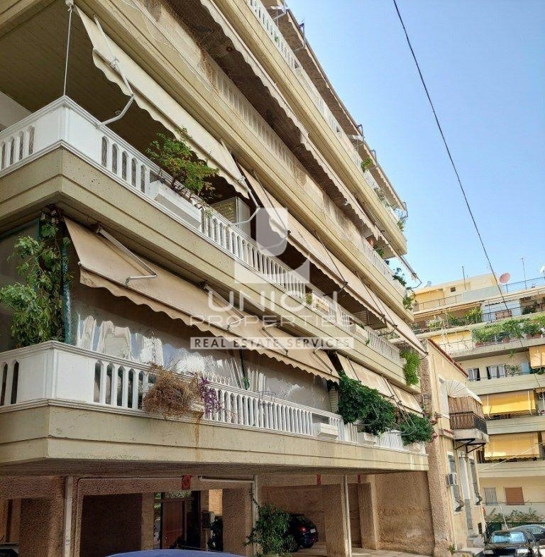 (For Sale) Residential Apartment || Athens Center/Vyronas - 74 Sq.m, 2 Bedrooms, 140.000€ 