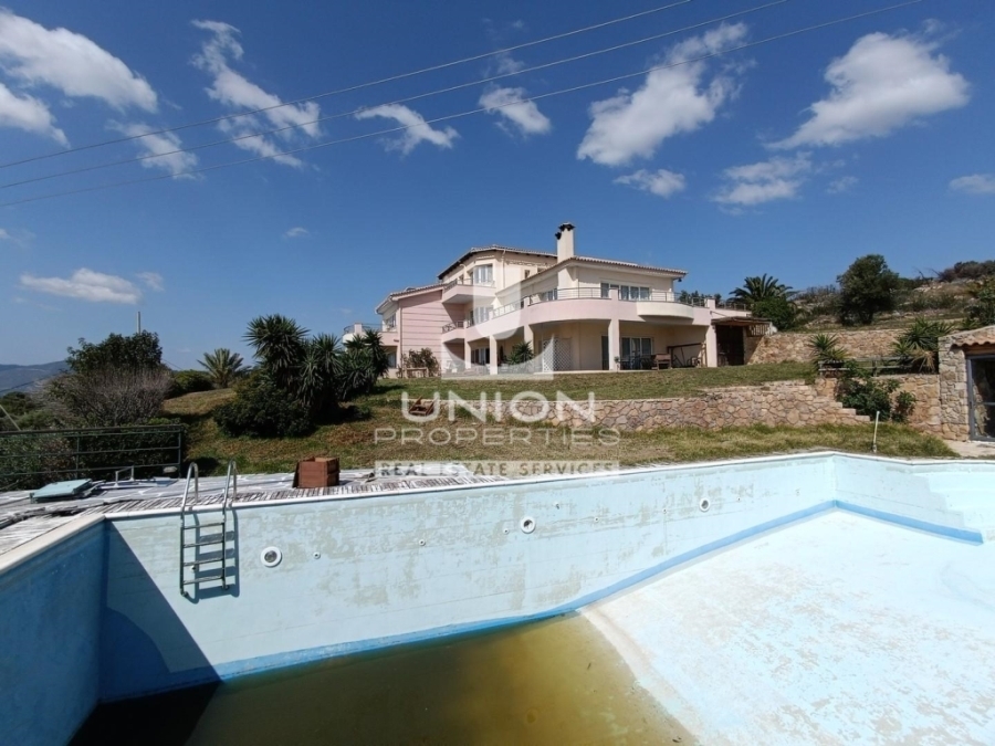 (For Sale) Residential Residence complex || East Attica/Pikermi - 1.490 Sq.m, 4 Bedrooms, 2.400.000€ 