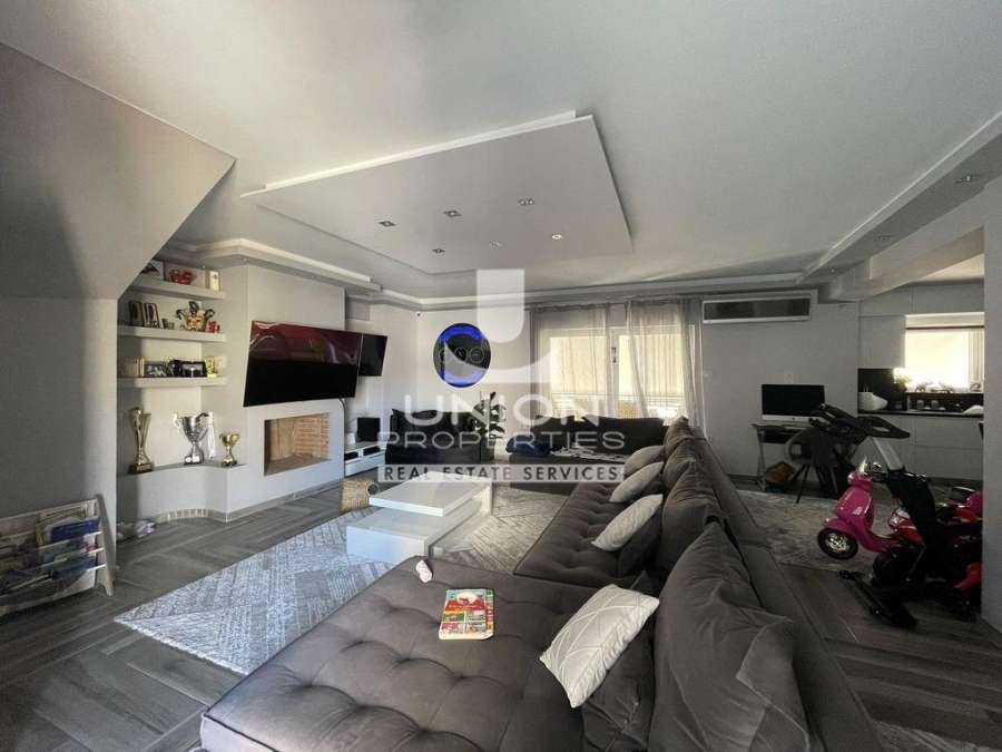 (Продажа) Жилая этаж мезонет || Пиреи/Пиреас - 160 кв.м, 3 Спальня/и, 650.000€ 