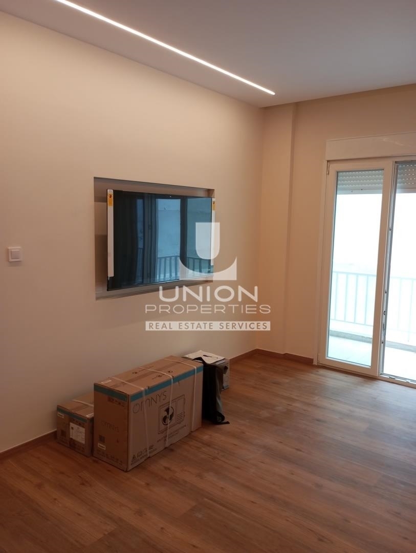 (For Sale) Residential Apartment || Piraias/Piraeus - 70 Sq.m, 2 Bedrooms, 280.000€ 